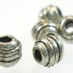 Small Silver Round Metal Beads – 10